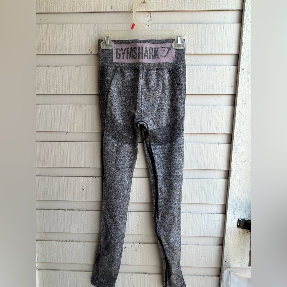 grey gymshark leggings